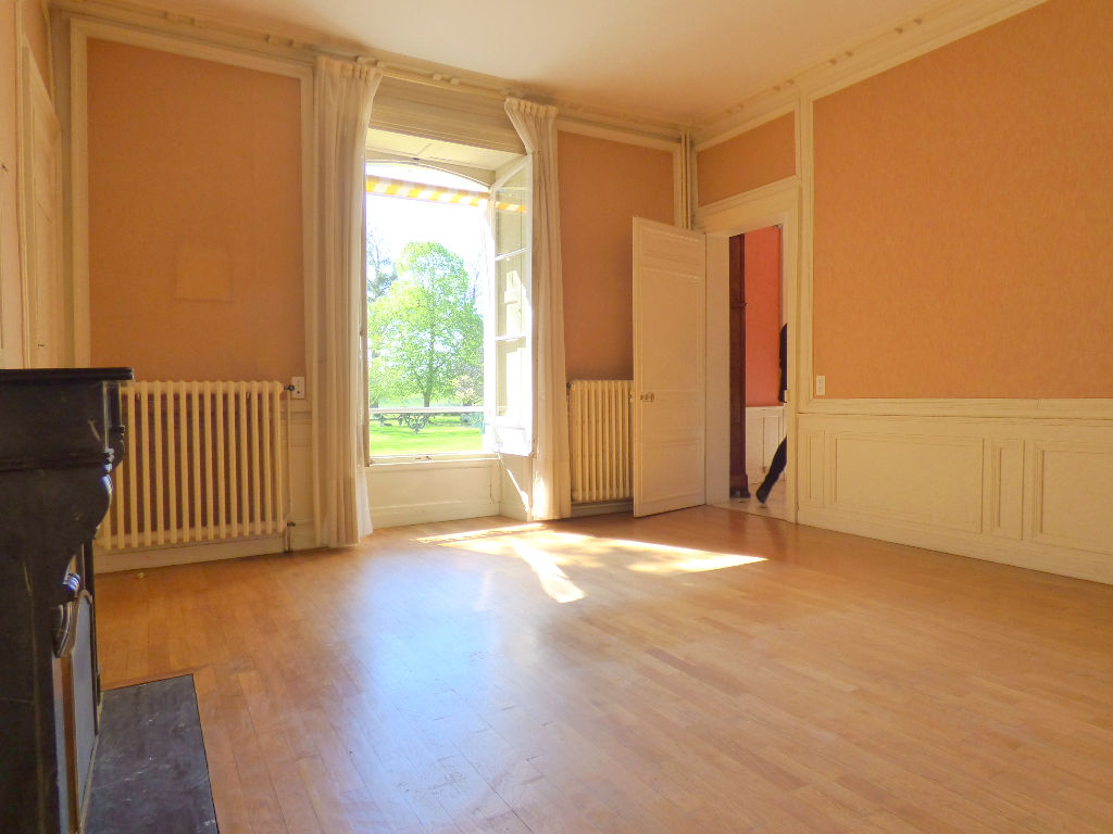 Maison T6 à Rennes