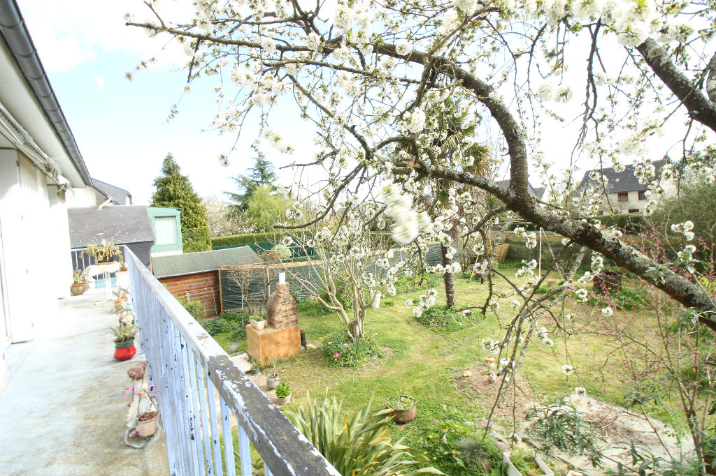Maison T6 à Orgeres