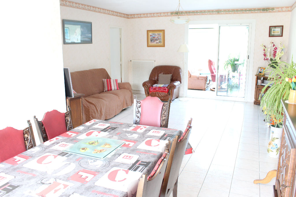 Maison T7 à Bourgbarre