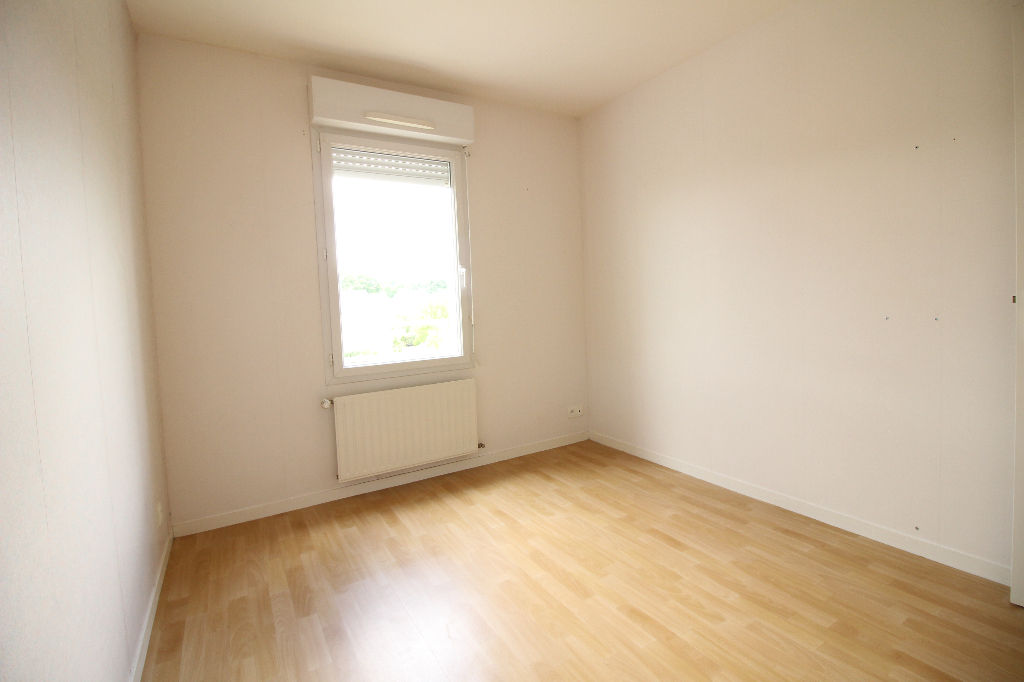 Appartement T3 à Corps nuds