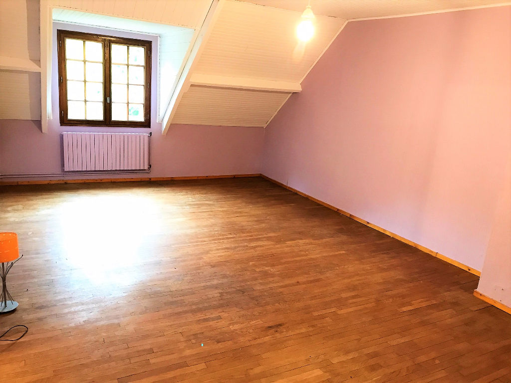 Maison T7 à Saint erblon