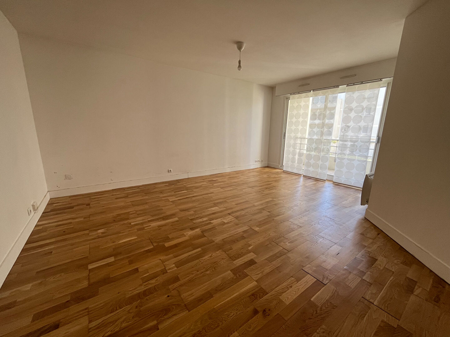 LOCATION, T3 - 71m² - 2 chambres - Cité judiciaire- Location immobilier Rennes