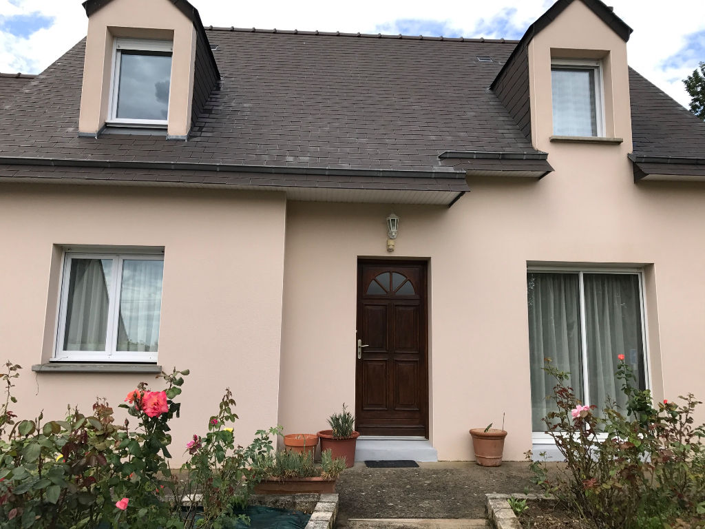 Maison T7 à Saint aubin du cormier