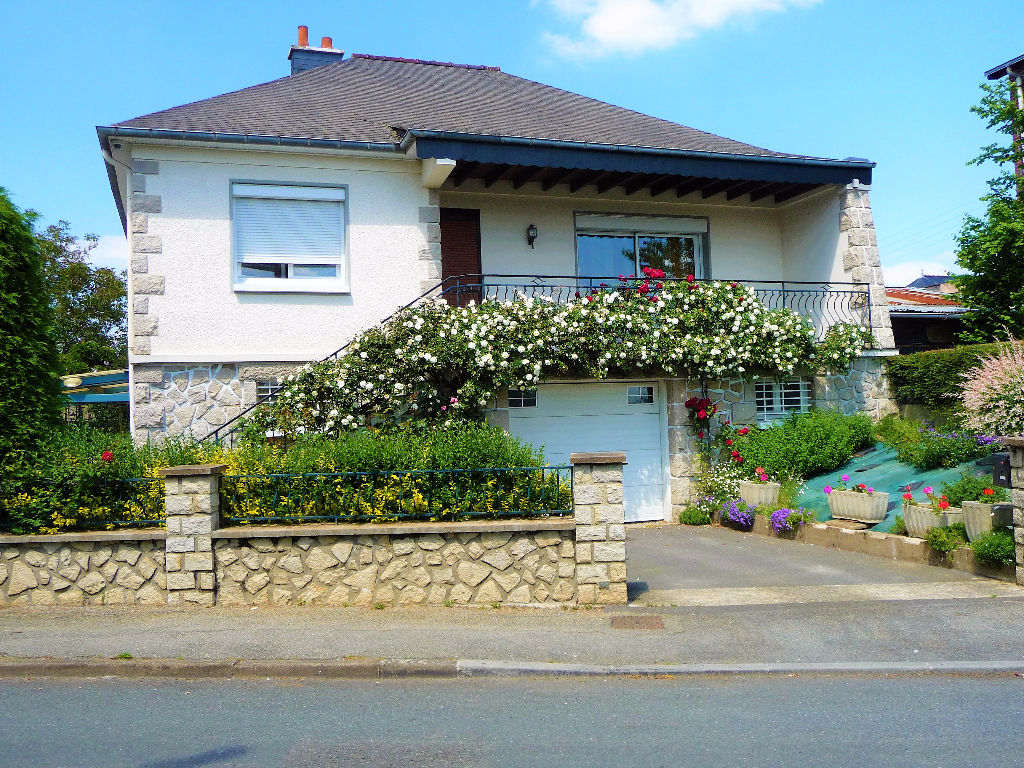 Maison T6 à Retiers
