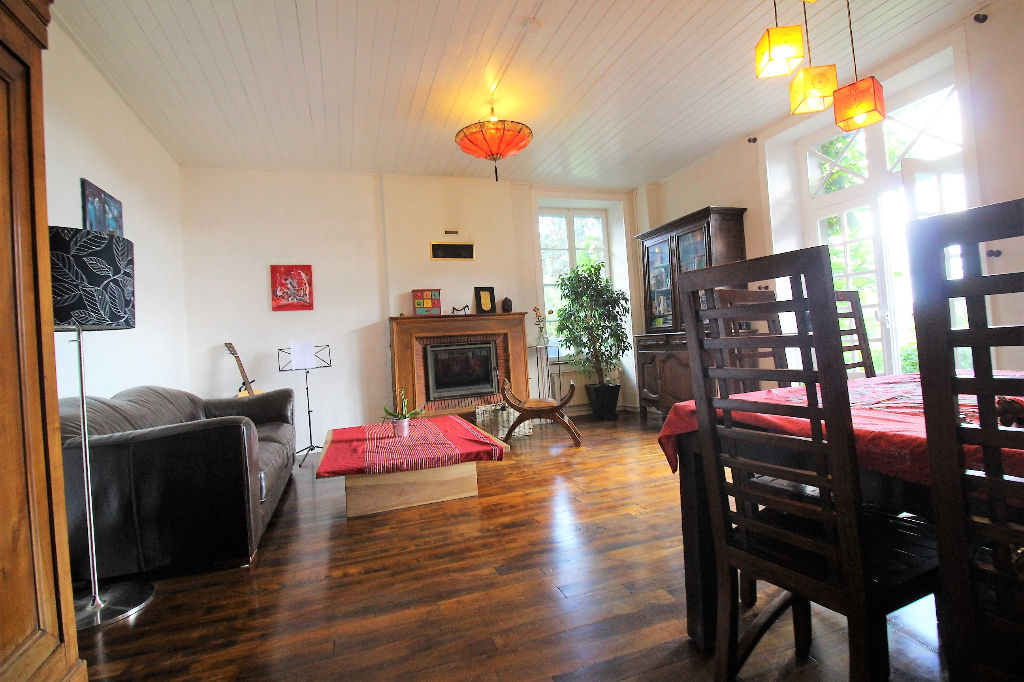 Maison T6 à Saint medard sur ille