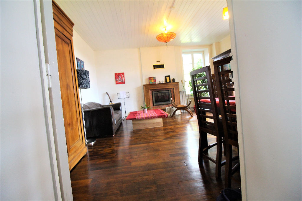 Maison T6 à Saint medard sur ille
