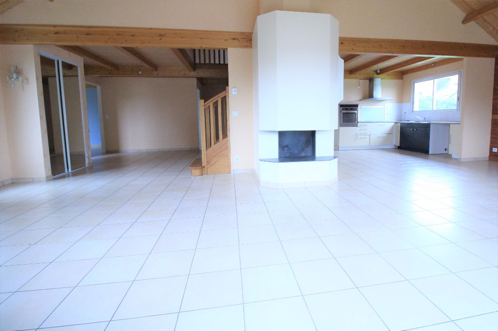 Maison T6 à Chateaugiron