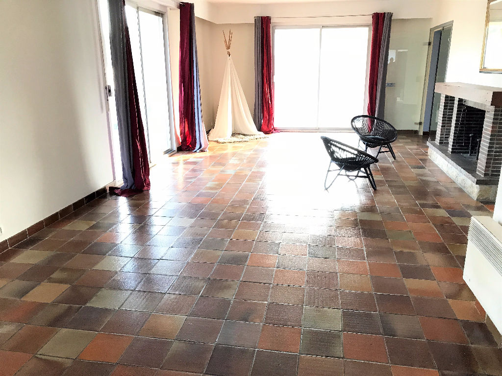 Maison T6 à Saint erblon