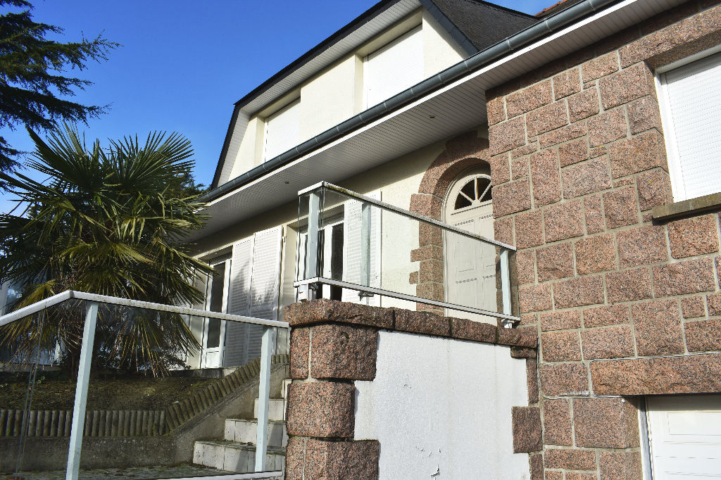 Maison T6 à Janze