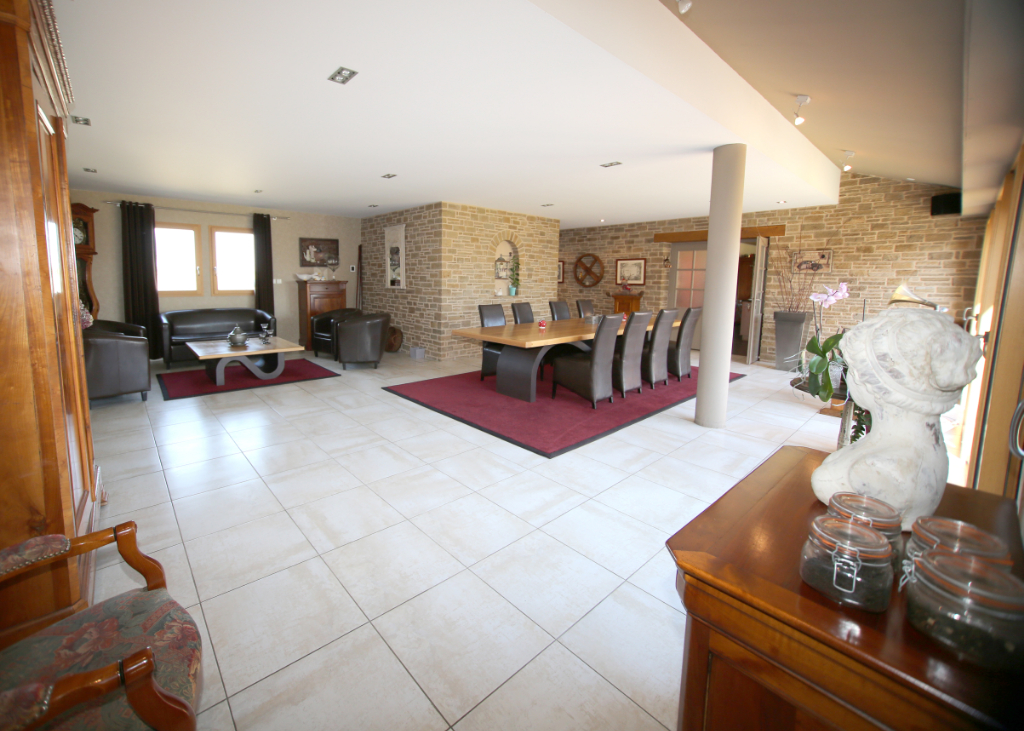 Maison T12 à Bedee