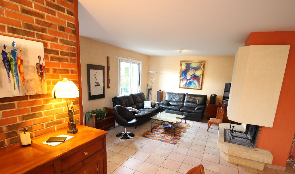 Maison T7 à Chartres de bretagne
