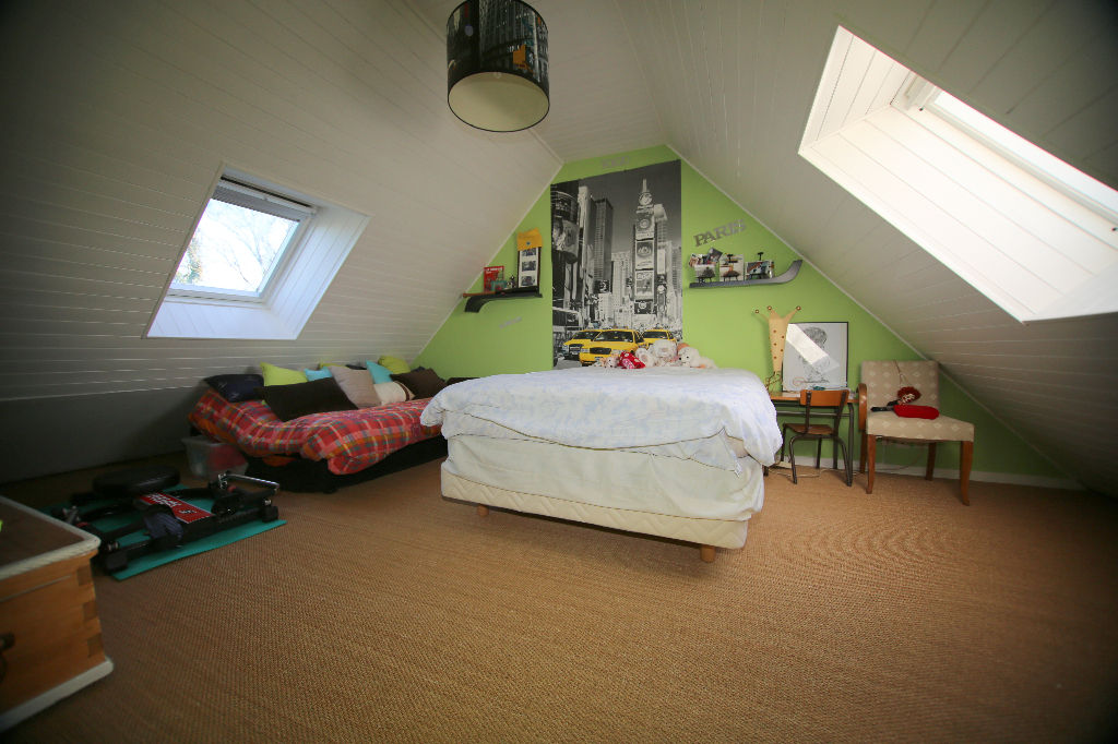 Maison T7 à Saint aubin du cormier