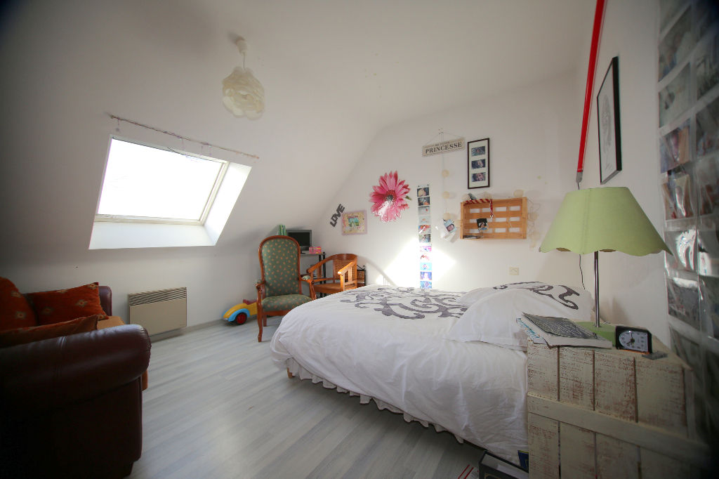 Maison T7 à Saint aubin du cormier