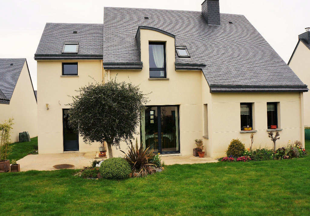 Maison T6 à Laille