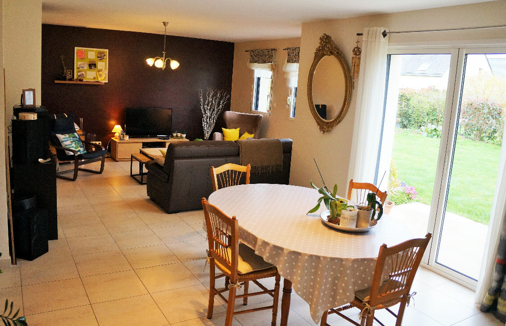 Maison T6 à Laille