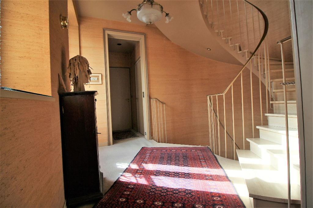 Maison T9 à Rennes