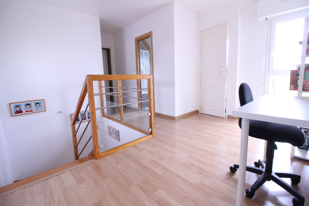 Maison T8 à Vern sur seiche
