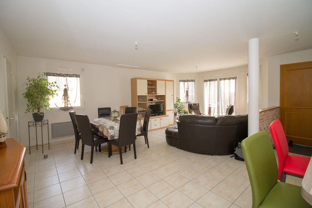 Maison T6 à Janze