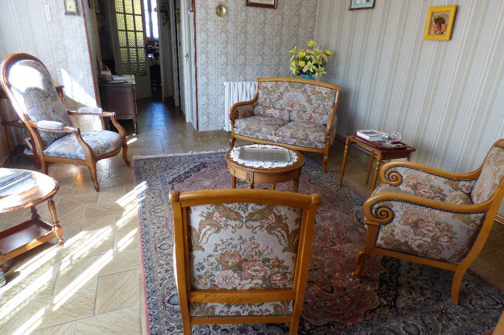 Maison T8 à Melesse