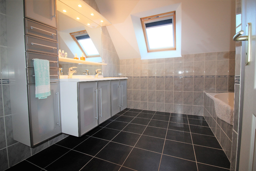 Maison T9 à Chantepie