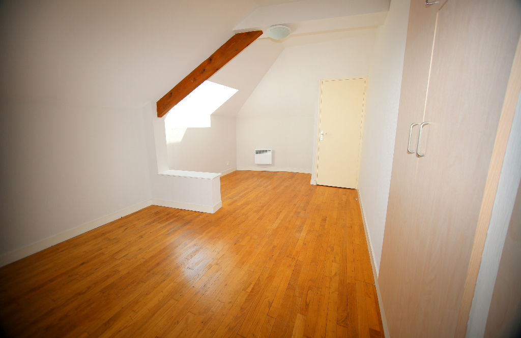 Appartement T3 à Montfort sur meu