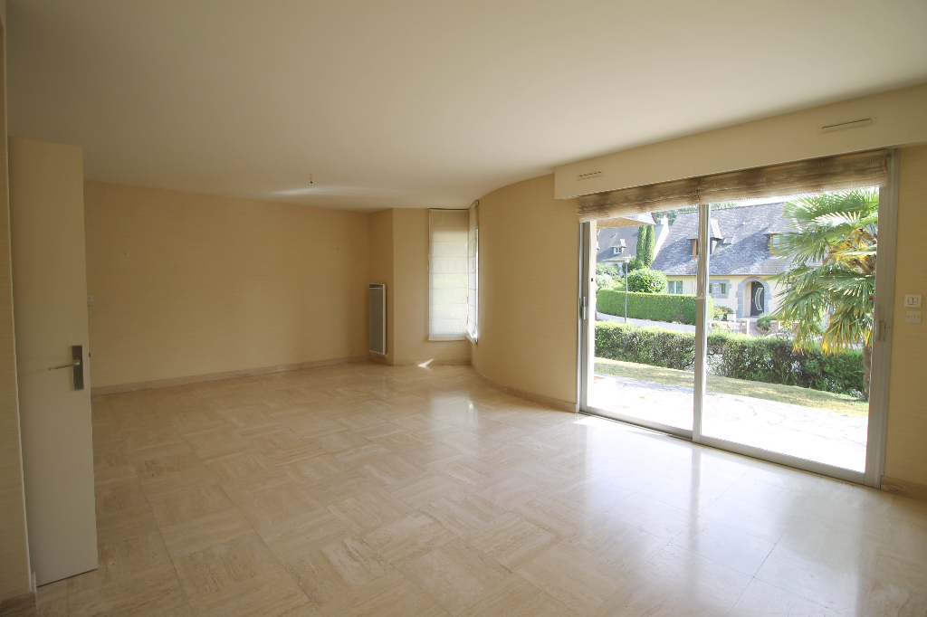 Maison T7 à Pace