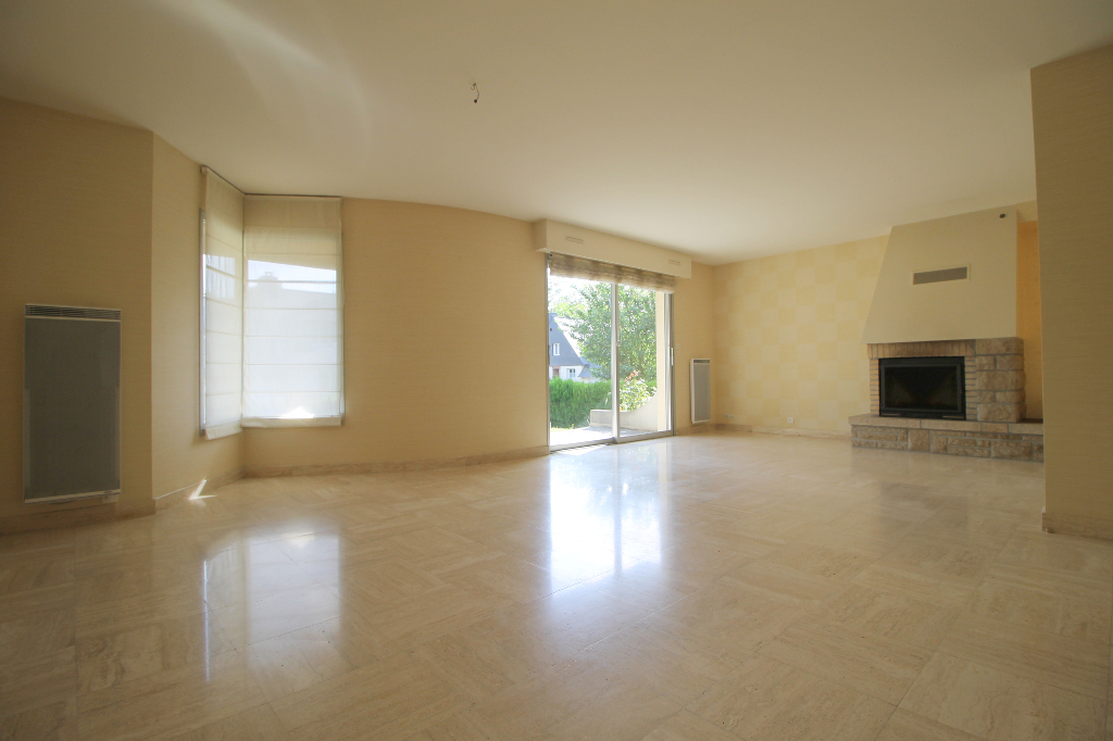 Maison T7 à Pace