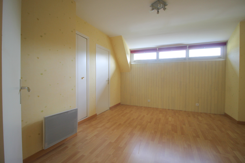 Maison T7 à Pace