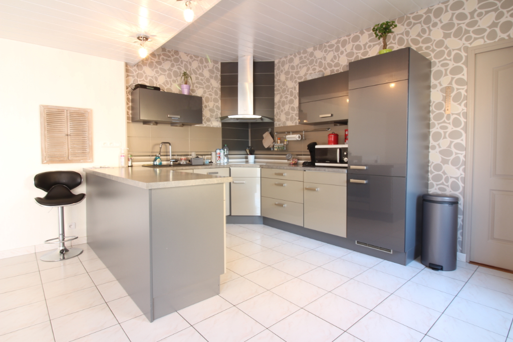 Maison T6 à Le sel de bretagne