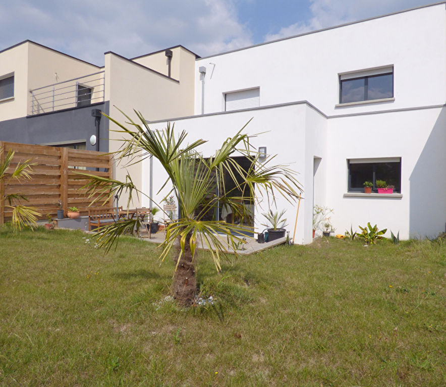 Maison T6 à Vezin le coquet