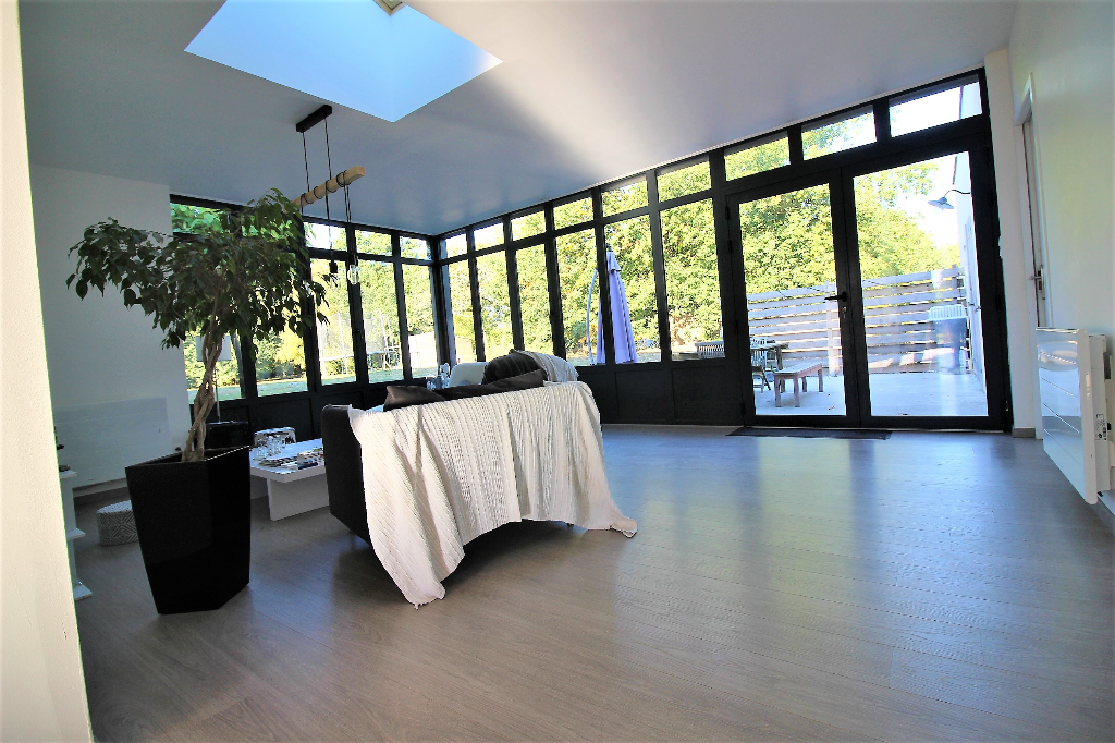 Maison T6 à Nouvoitou