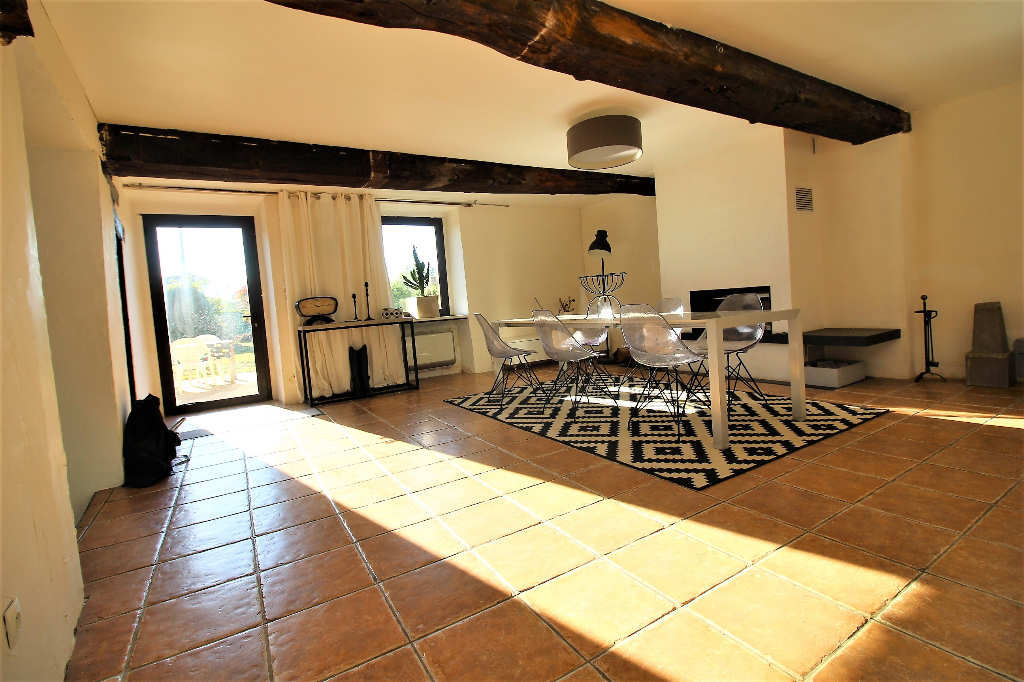 Maison T6 à Nouvoitou