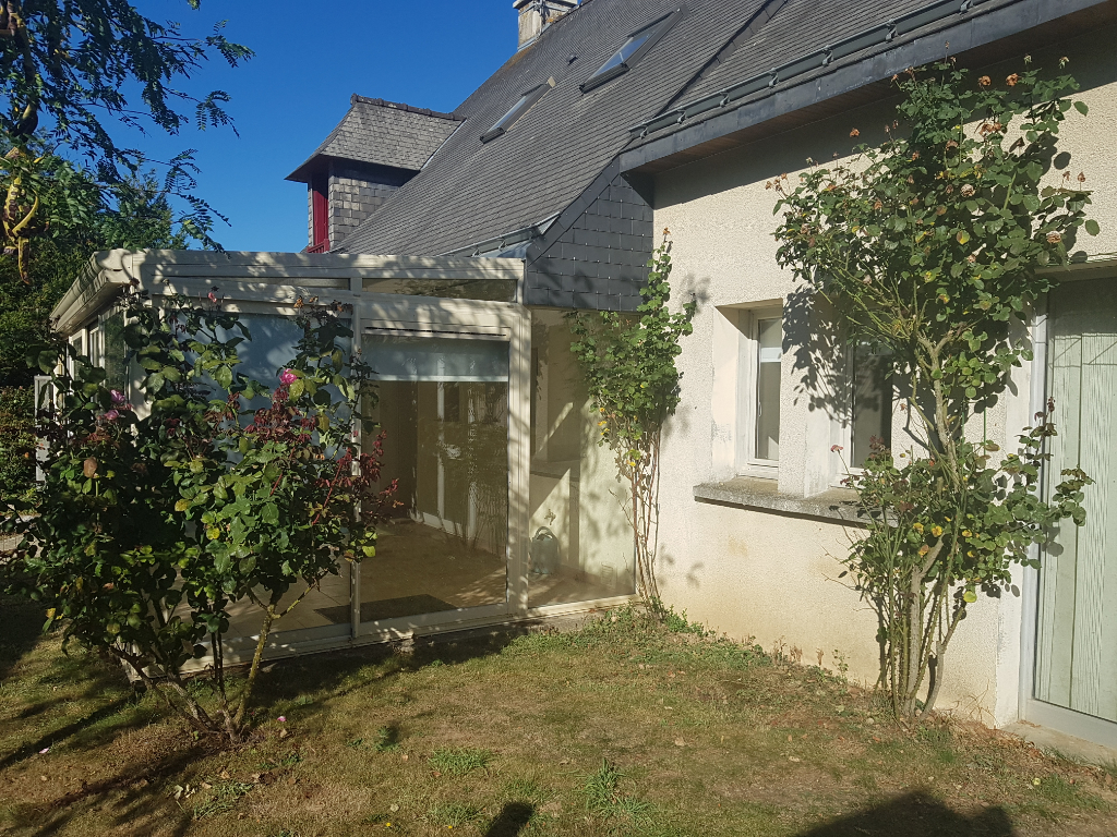 Maison T8 à Bain de bretagne