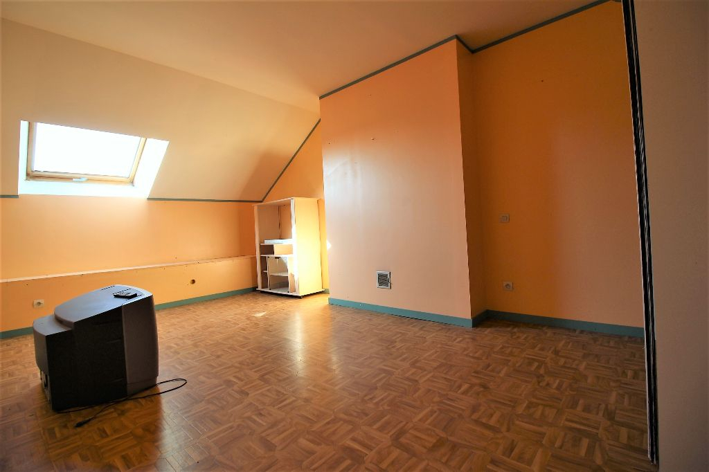 Maison T8 à Pace