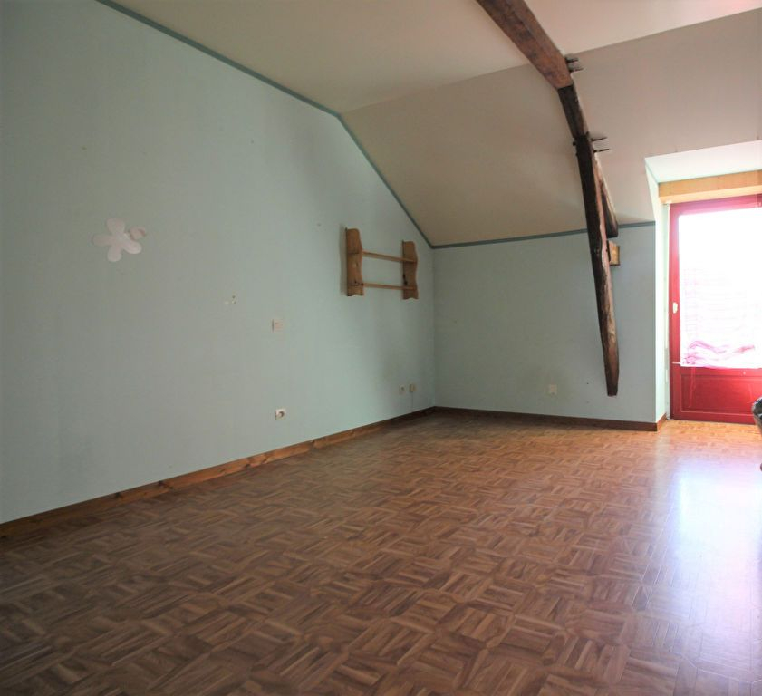 Maison T8 à Pace