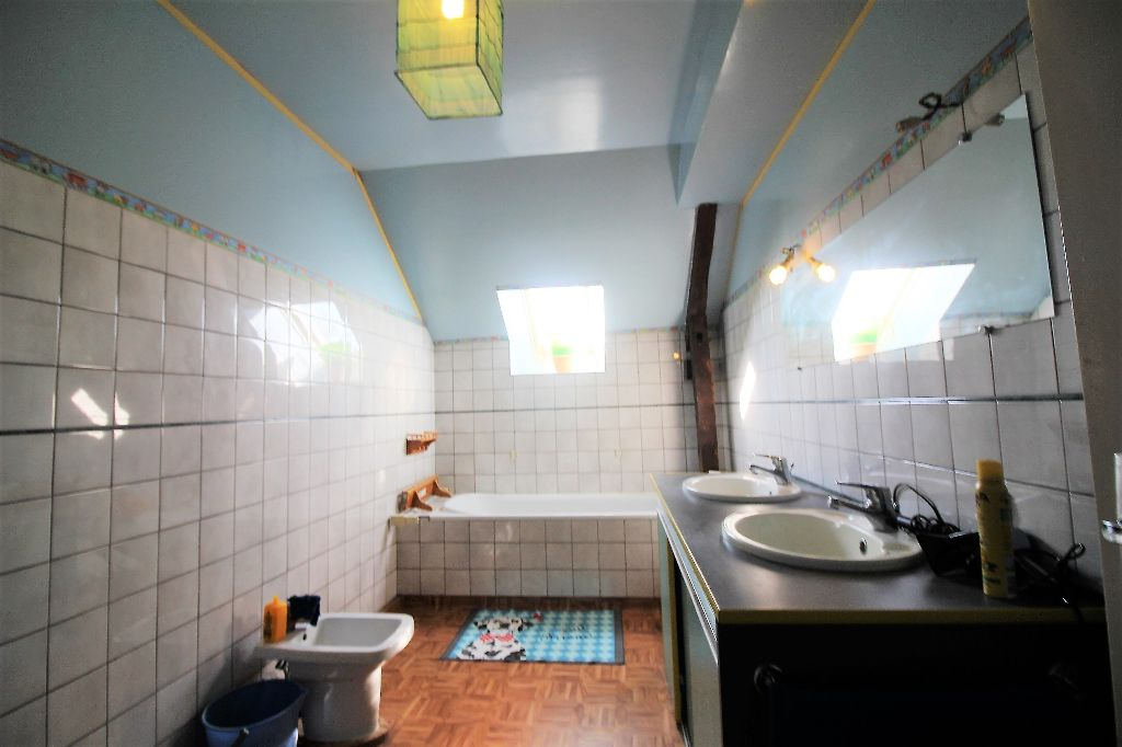 Maison T8 à Pace