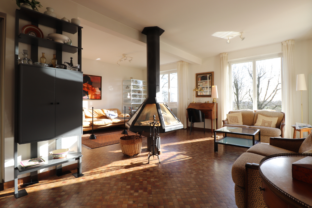 Maison T6 à Montfort sur meu