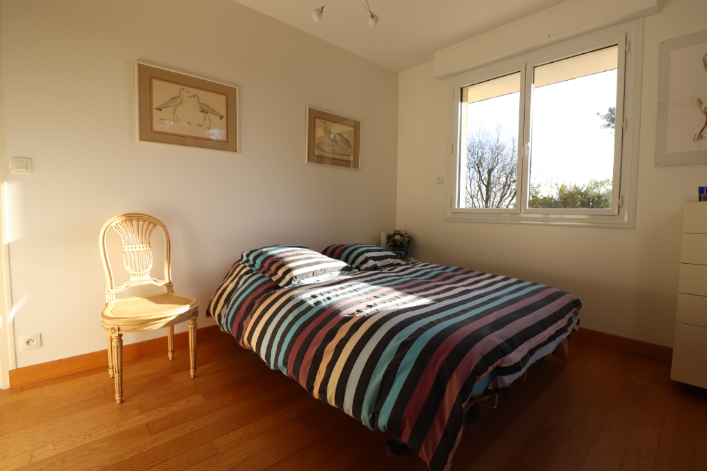 Maison T6 à Montfort sur meu