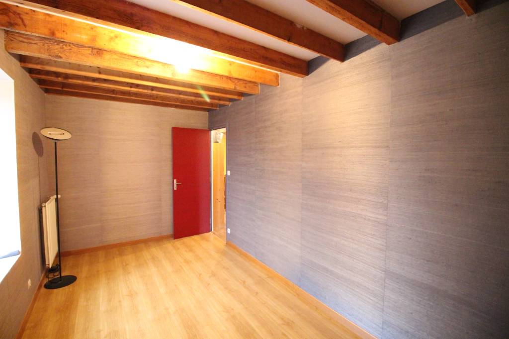 Maison T7 à Pont pean