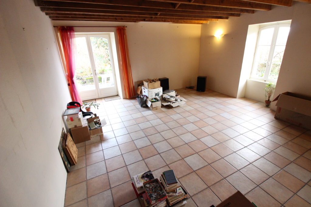 Maison T7 à Pont pean