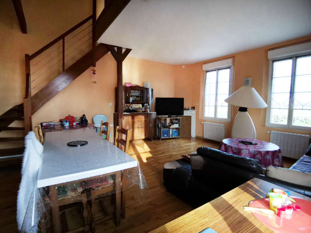 Maison T6 à Saint meen le grand