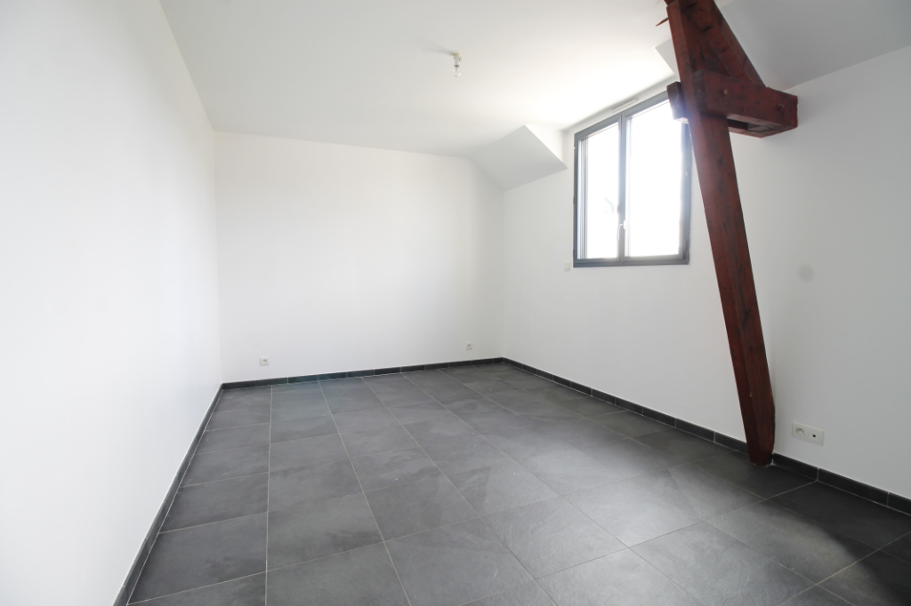 Maison T6 à Noyal chatillon sur seiche
