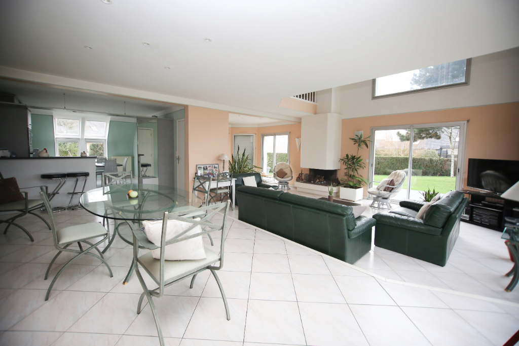 Maison T6 à Bruz
