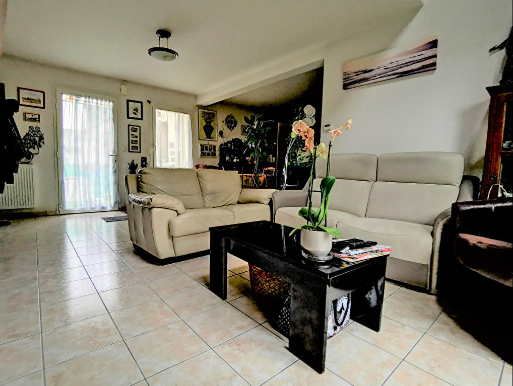 Appartement T6 à Saint gilles