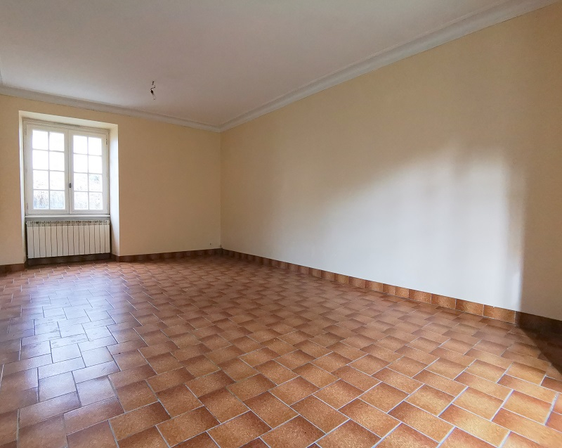 Maison T6 à Quedillac