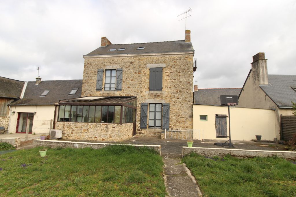 Maison T7 à Rannee
