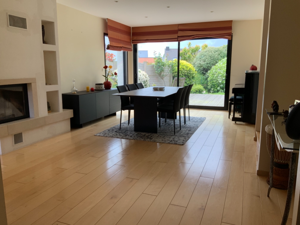 Maison T9 à Pleumeleuc