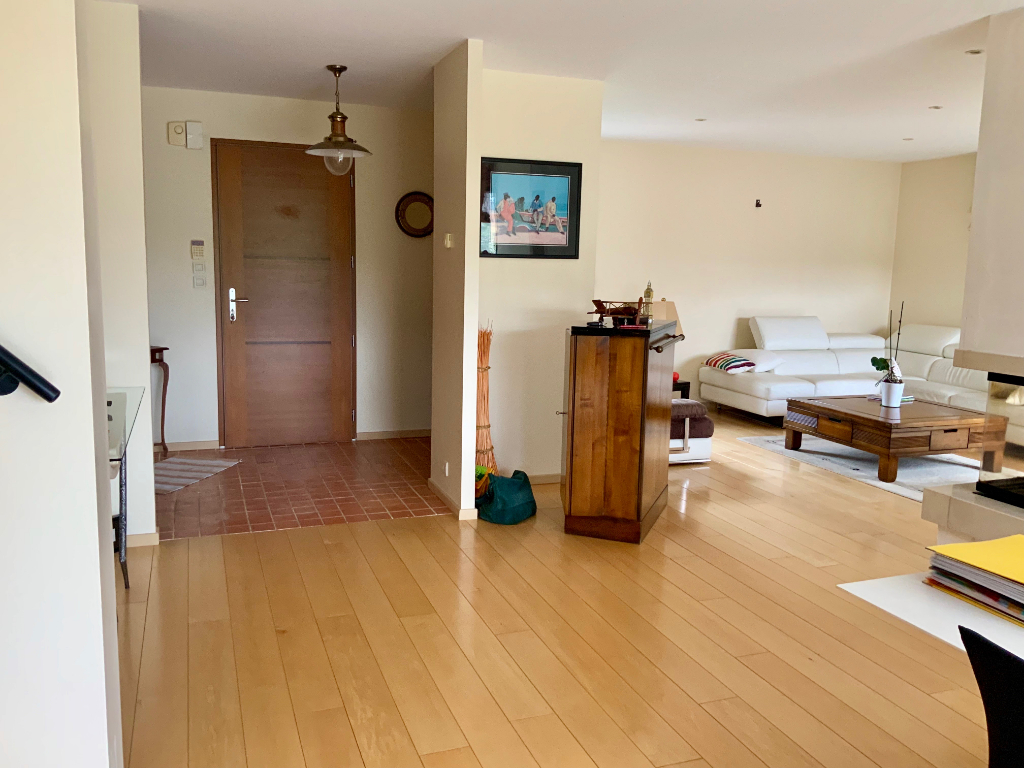 Maison T9 à Pleumeleuc