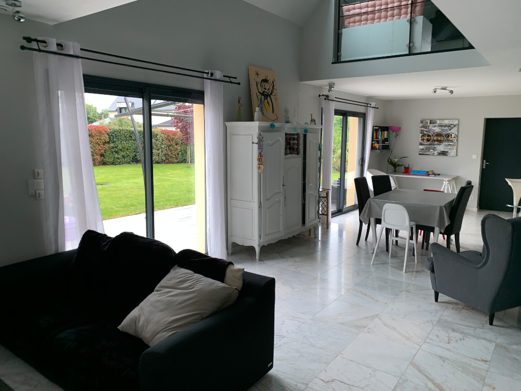 Maison T5 à Tinténiac