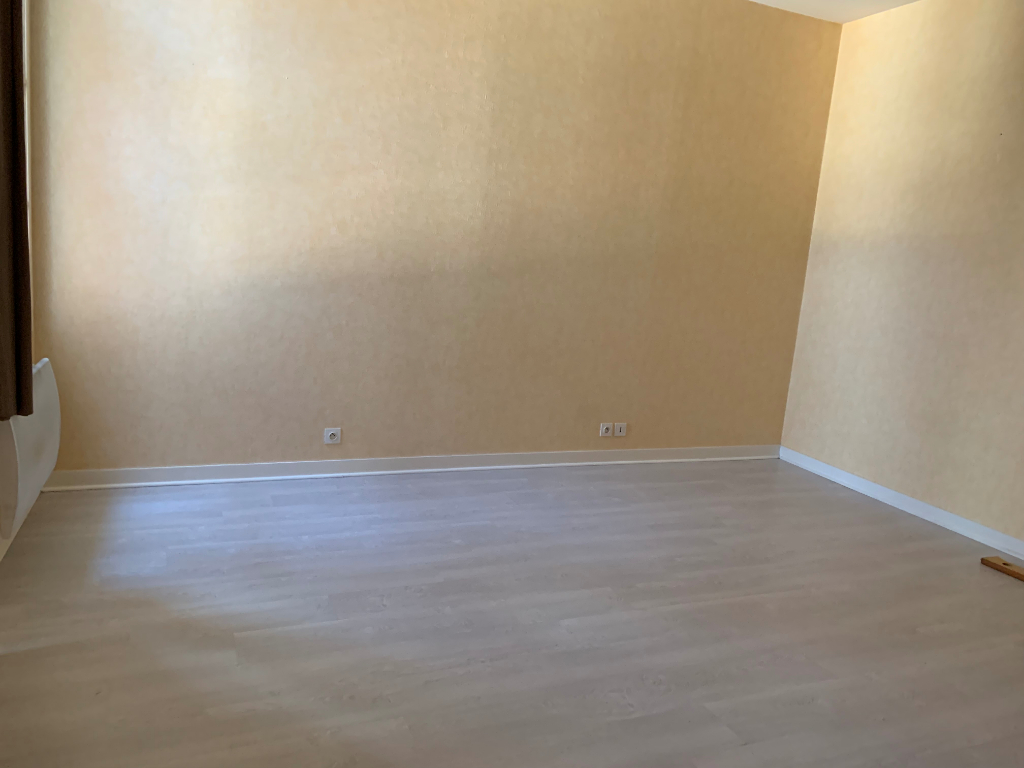 Appartement T2 à Montfort sur meu